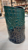 Textured, wrap around vases - med